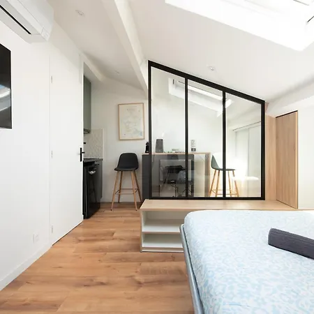 O Saint-michel - Climatise A 200 M Du Metro Apartment *